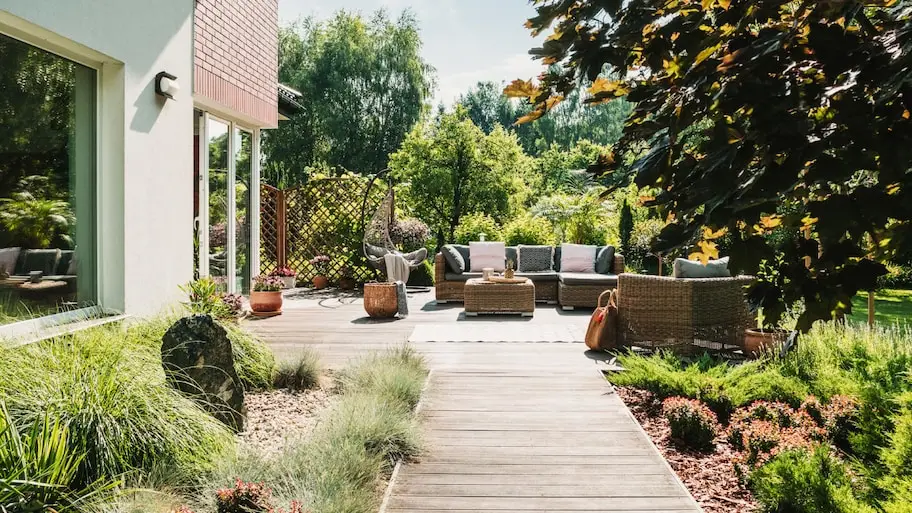 Front Yard Rock Landscaping Ideas Creating a Beautiful and Low-Maintenance Outdoor Space