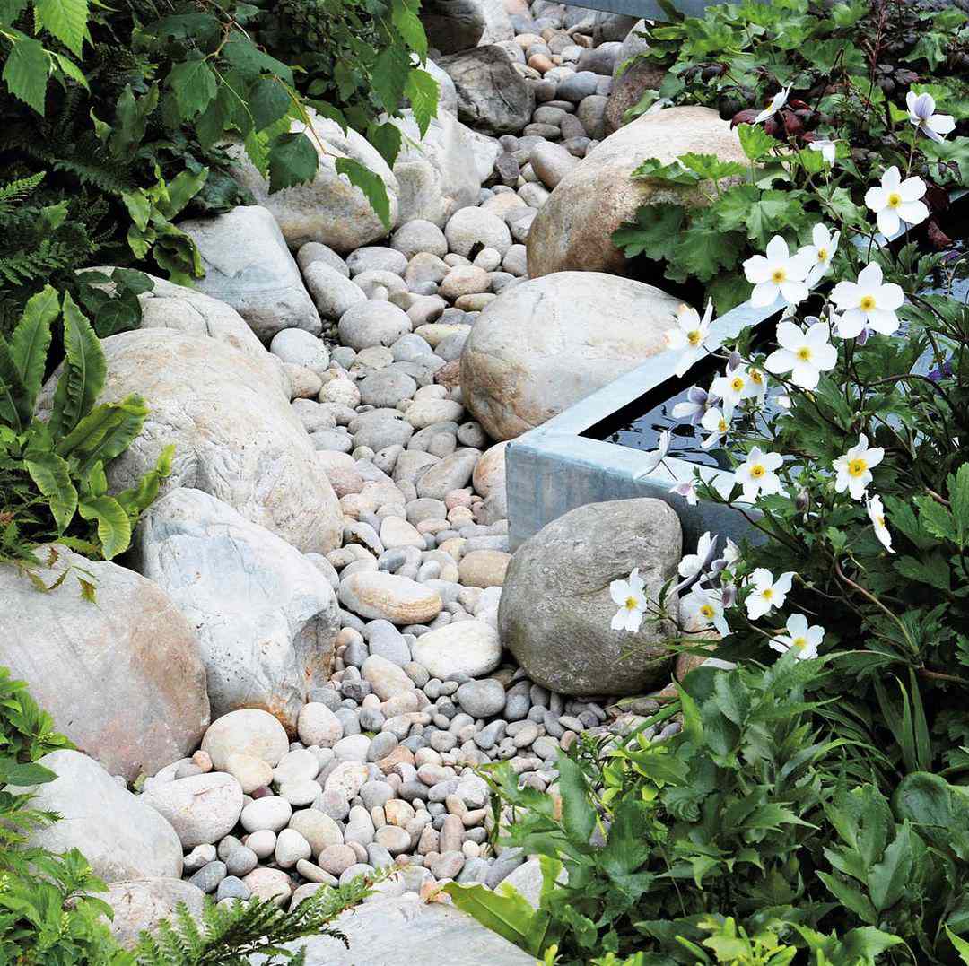 Large Stones for Landscaping Transforming Your Outdoor Space