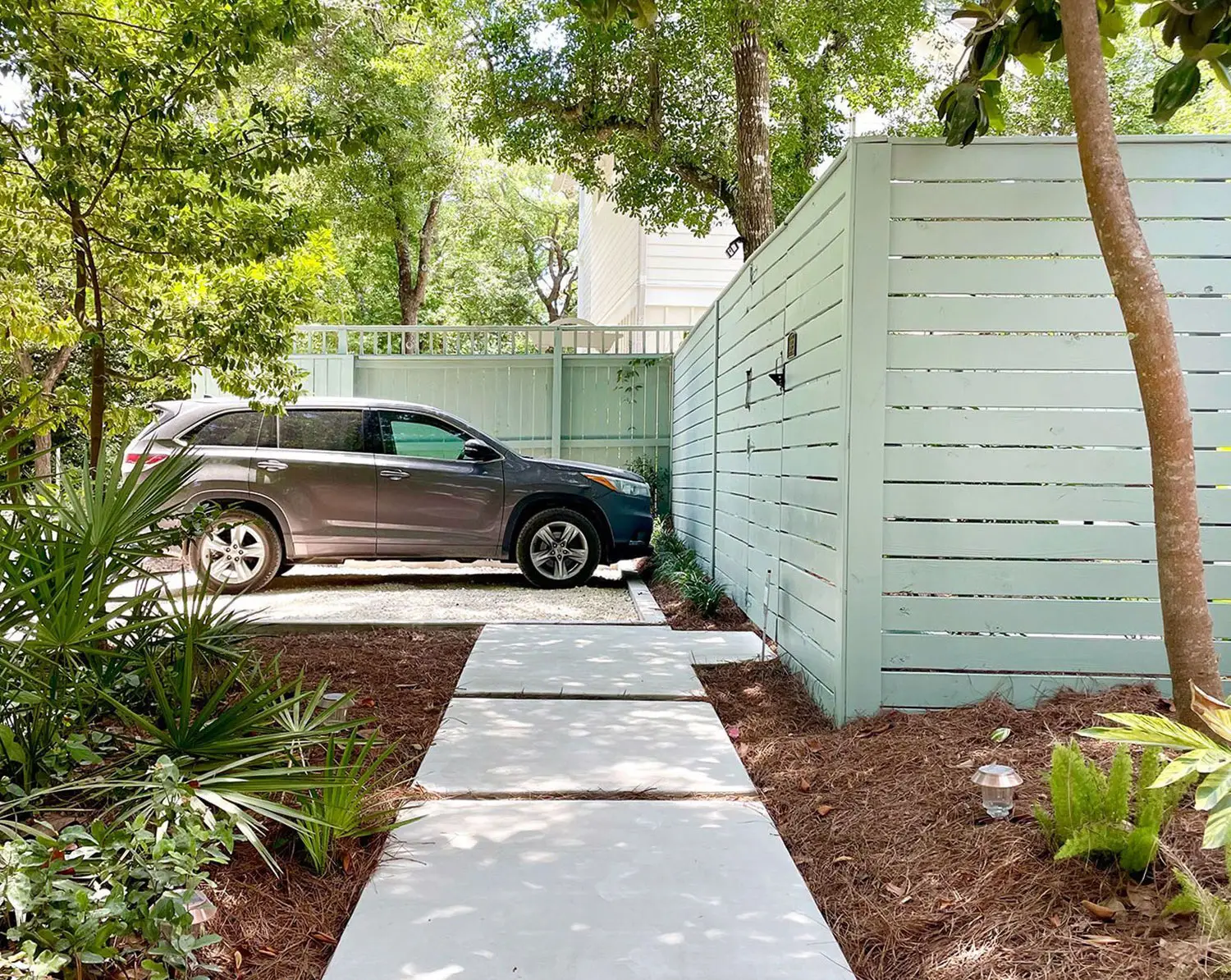 Side Driveway Landscaping Ideas Transform Your Driveway into a Stunning Feature of Your Home