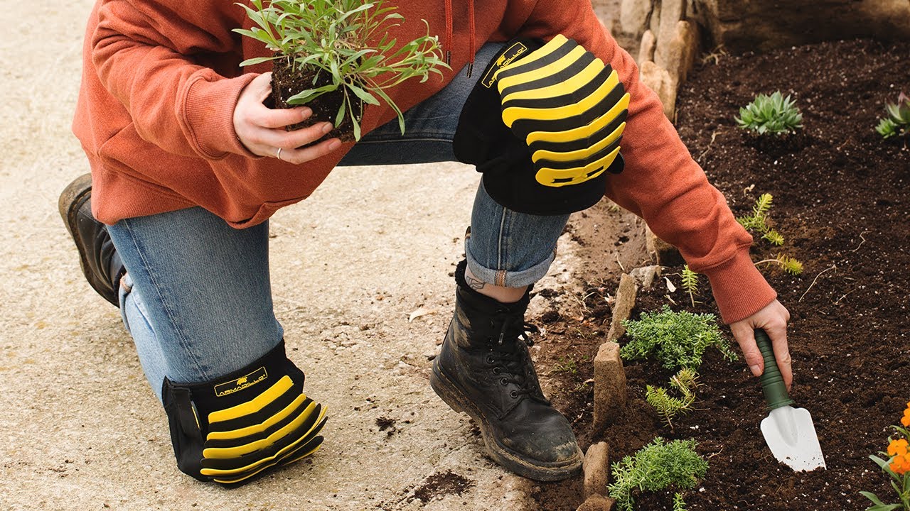 The Importance of Knee Pads for Gardening