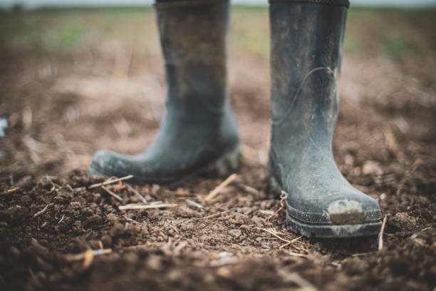 Gardening Boots for Men The Perfect Footwear for Outdoor Enthusiasts