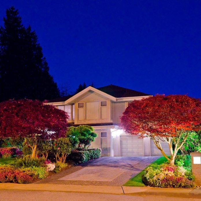 Half Circle Driveway Landscaping Ideas Make a Grand Entrance to Your Home